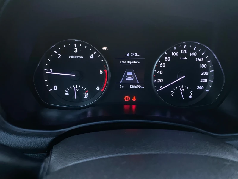 Hyundai I30 1.6CRDI GoEdition Full Extra, снимка 13 - Автомобили и джипове - 53459531