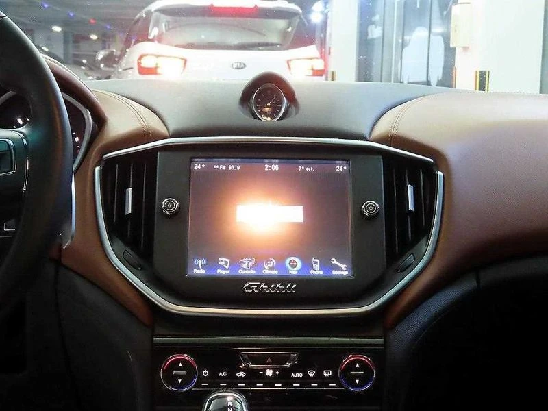 Maserati Ghibli 3.0| ВКЛ.ТЕХНОТЕСТ, снимка 11 - Автомобили и джипове - 55663628