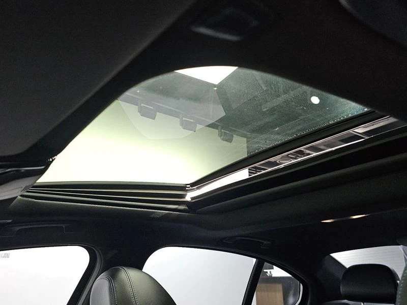 BMW 320 i M | HEAD UP| НАДУВАНЕ| PANO| DIGITAL| КАМЕРА, снимка 15 - Автомобили и джипове - 55746980