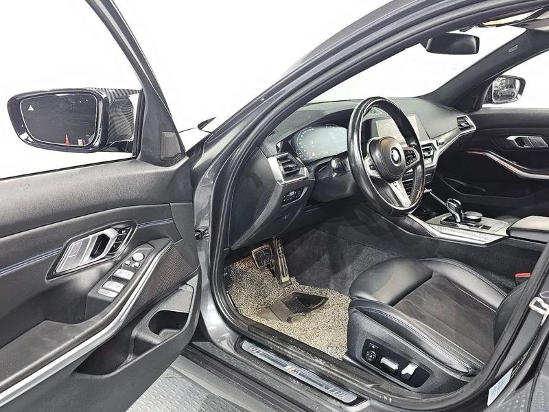 BMW 320 i M | HEAD UP| НАДУВАНЕ| PANO| DIGITAL| КАМЕРА, снимка 10 - Автомобили и джипове - 55746980