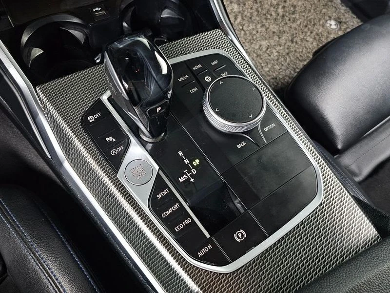 BMW 320 i M | HEAD UP| НАДУВАНЕ| PANO| DIGITAL| КАМЕРА, снимка 9 - Автомобили и джипове - 55746980