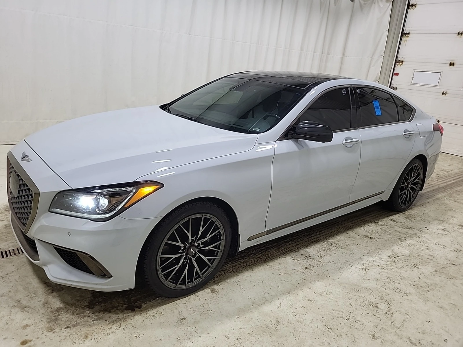 Genesis G80 3.3T * * SPORT * * CARFAX * * АВТО КРЕДИТ * * , снимка 1