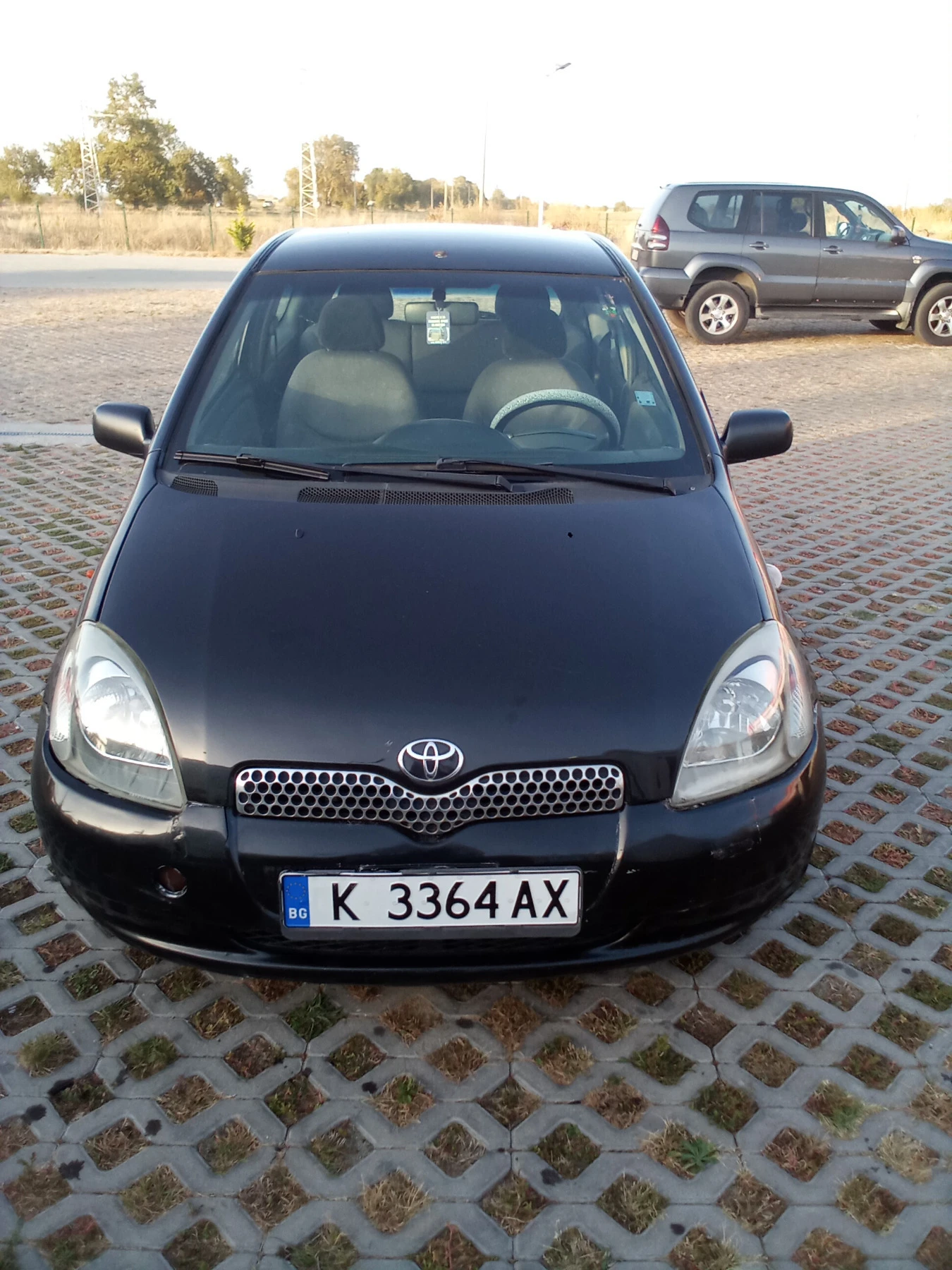 Toyota Yaris 1.0 VVT - изображение 4