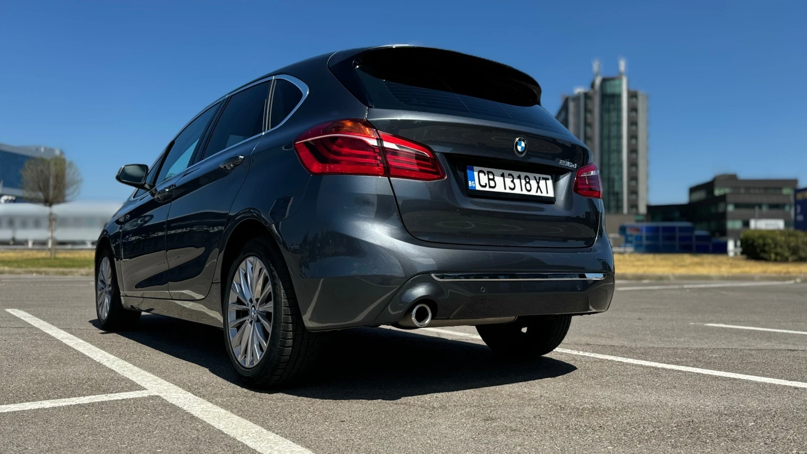 BMW 2 Active Tourer 216d - изображение 6