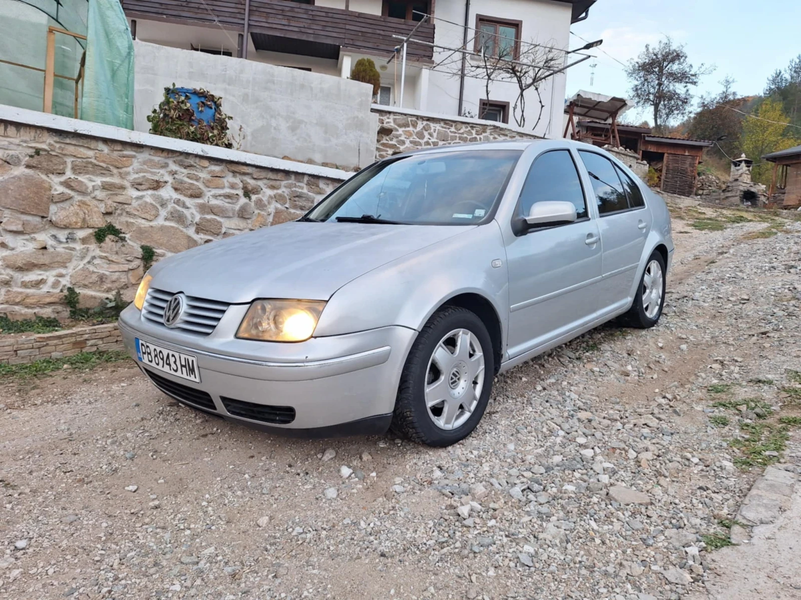 VW Bora 1.9 TDI 131 HP 2000г. - изображение 2