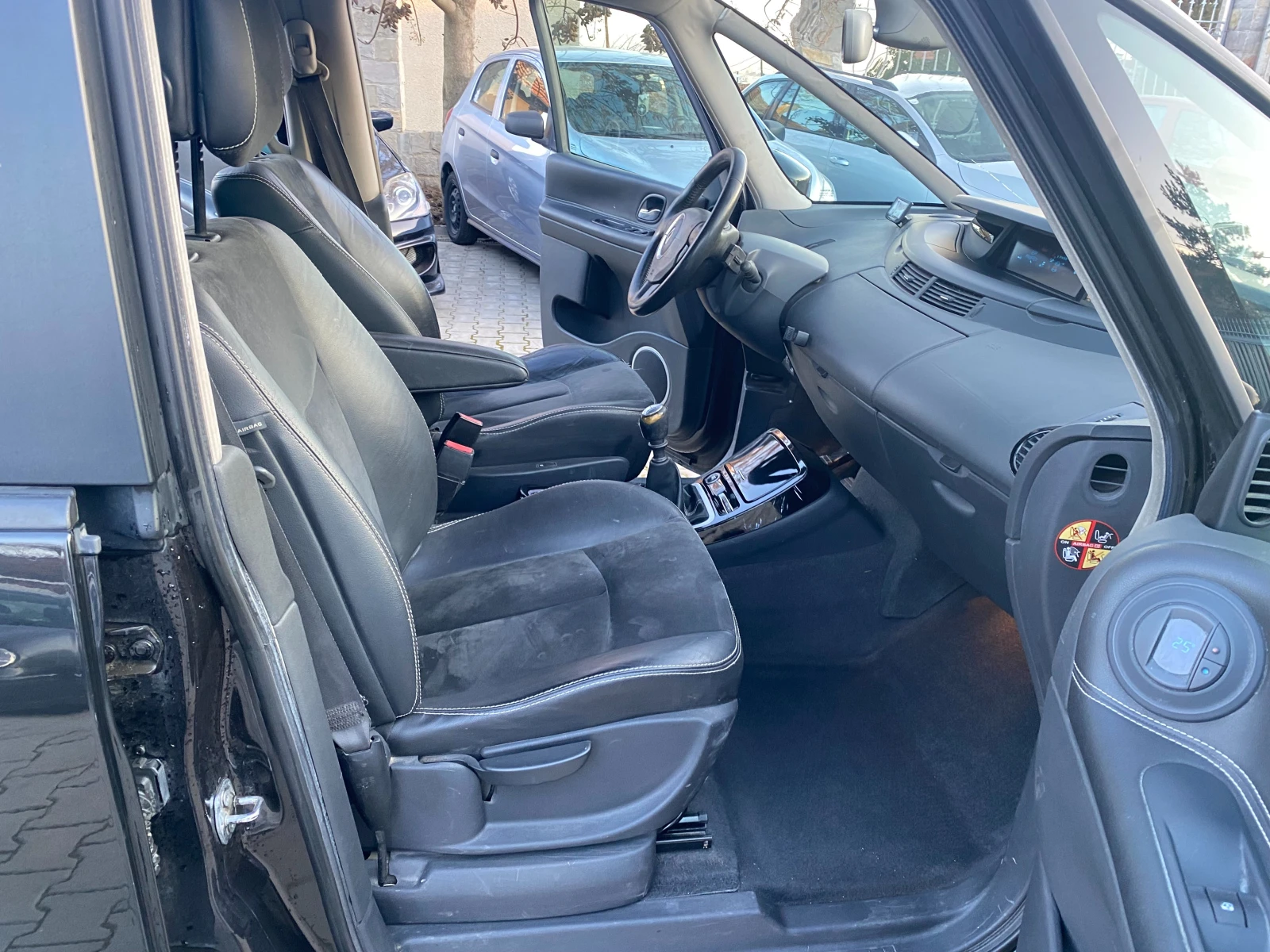 Renault Espace 2.0dci 150 к.с | Mobile.bg — изображение 13
