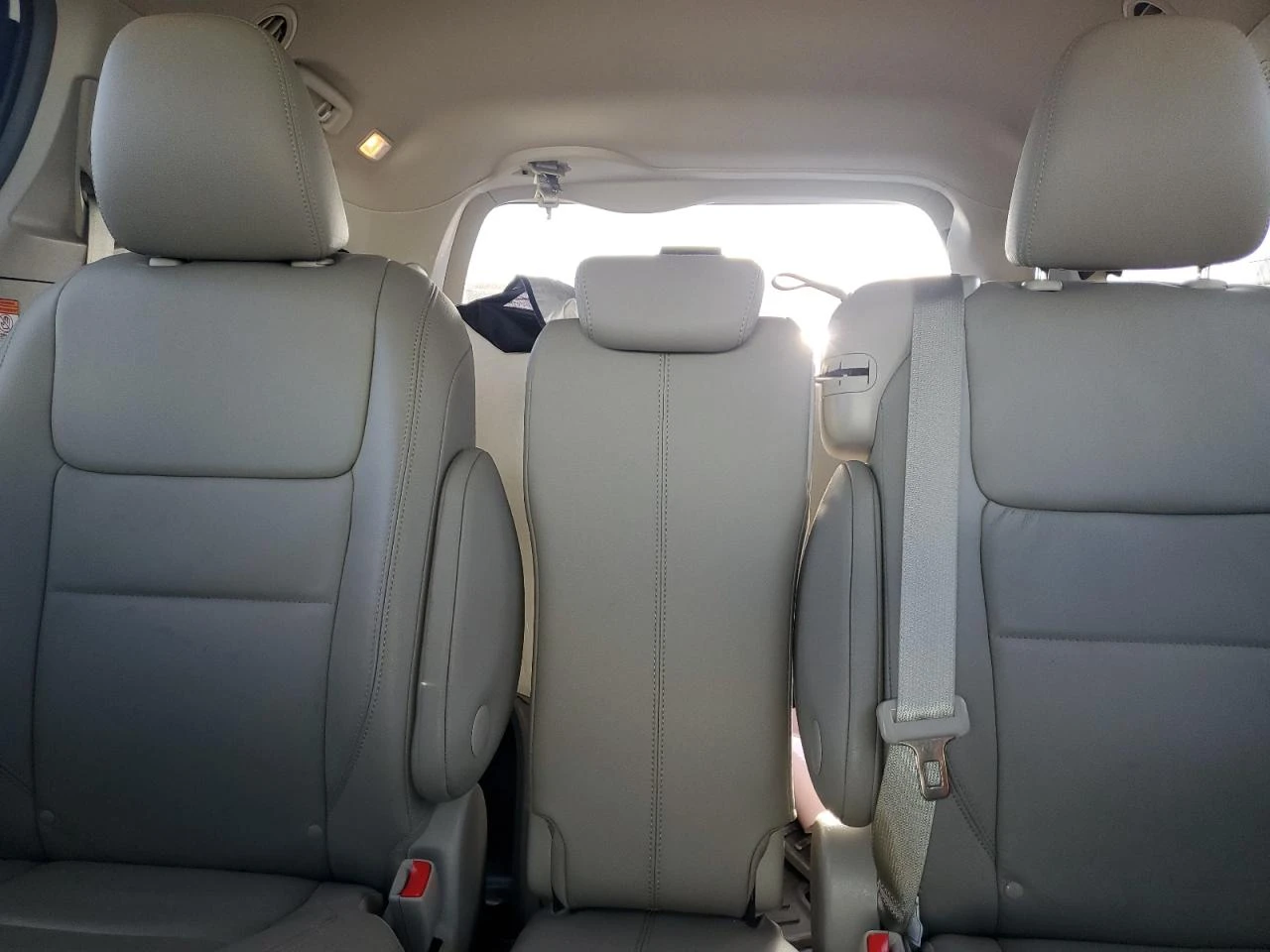 Toyota Sienna XLE 3.5 * ЛИЗИНГ*  - изображение 10
