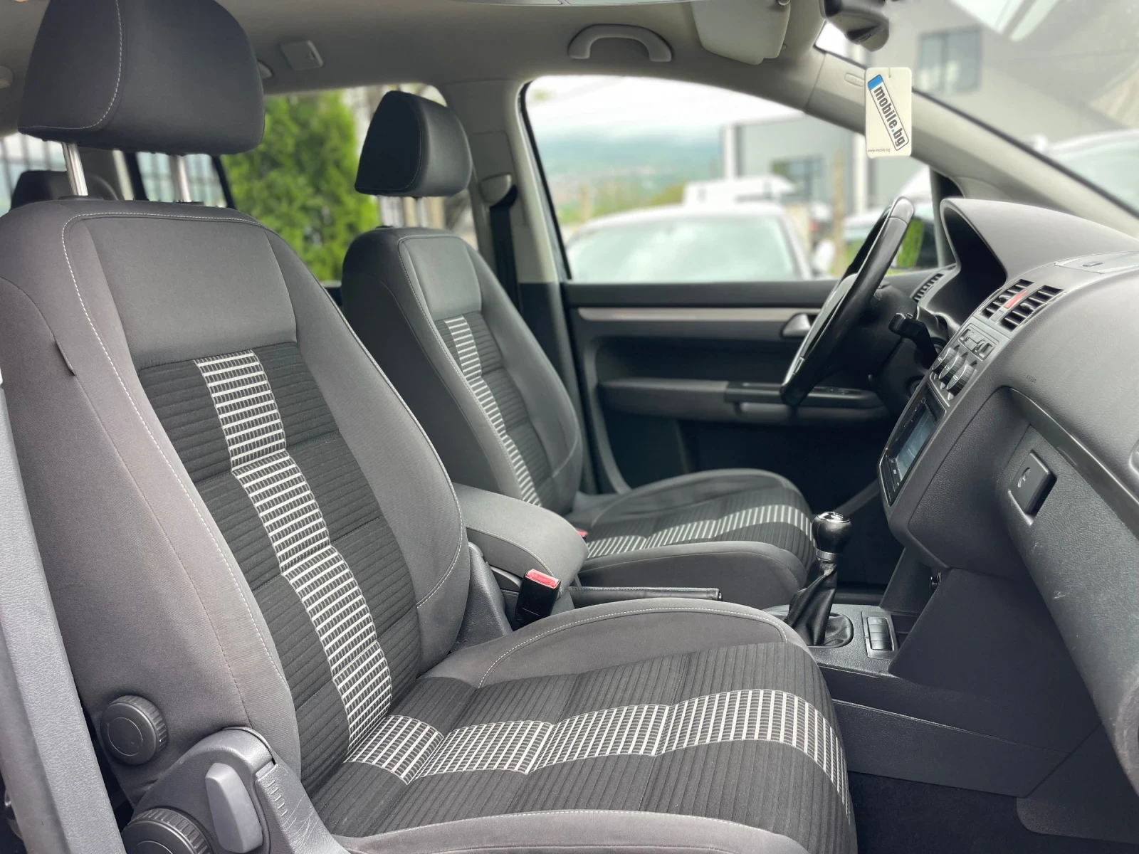 VW Touran 1.6i 102КС United 6+ 1 - изображение 8
