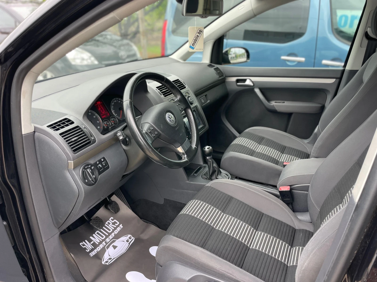 VW Touran 1.6i 102КС United 6+ 1 - изображение 5