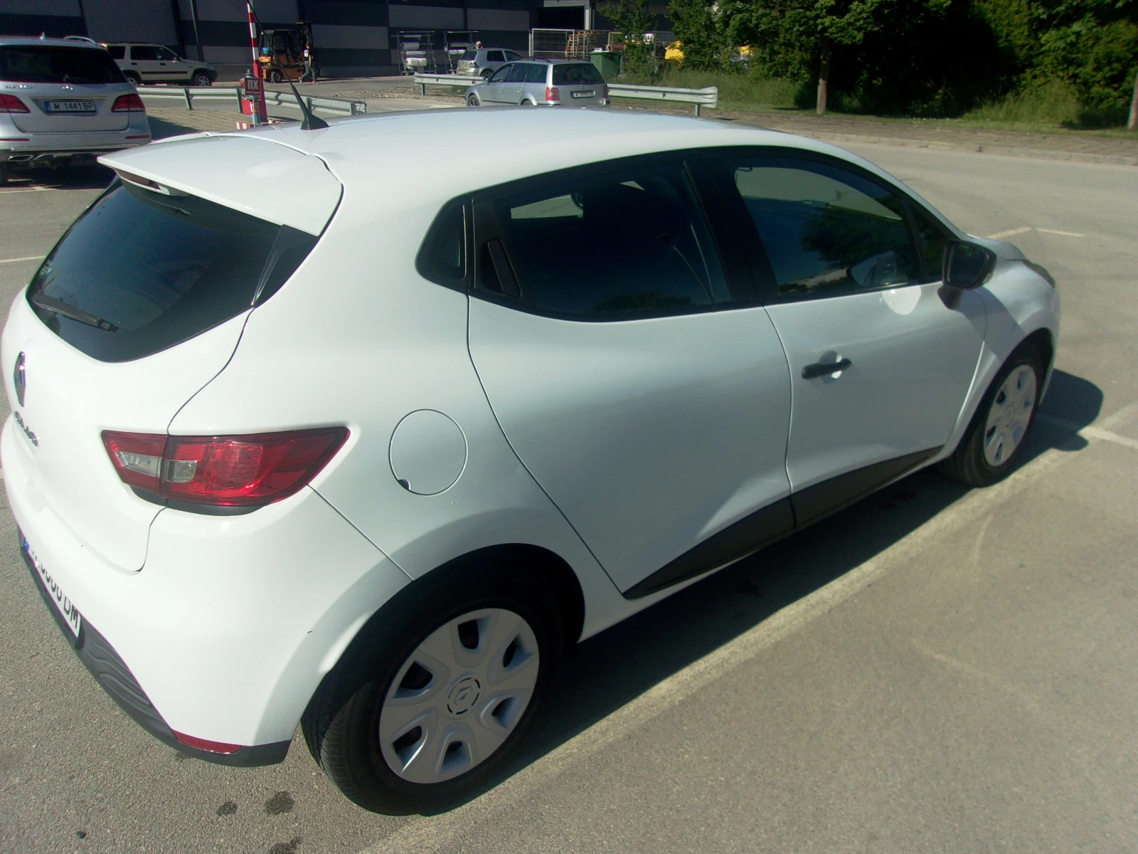Renault Clio 1.2i, 47000км - изображение 7