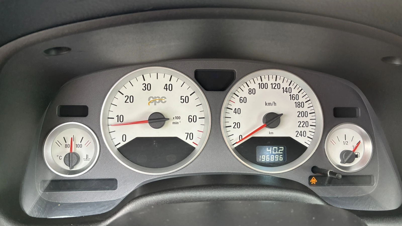 Opel Astra G Bertone 2.0T - изображение 7