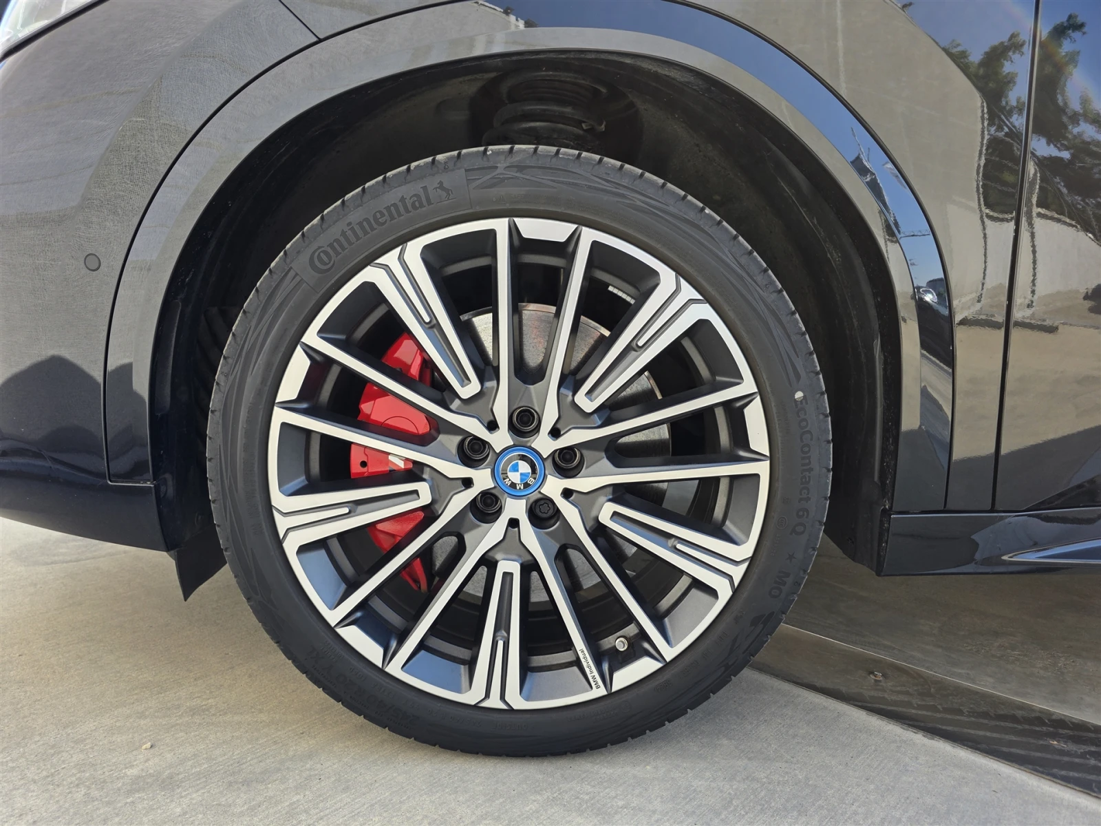 BMW iX2 xDrive30 - изображение 5