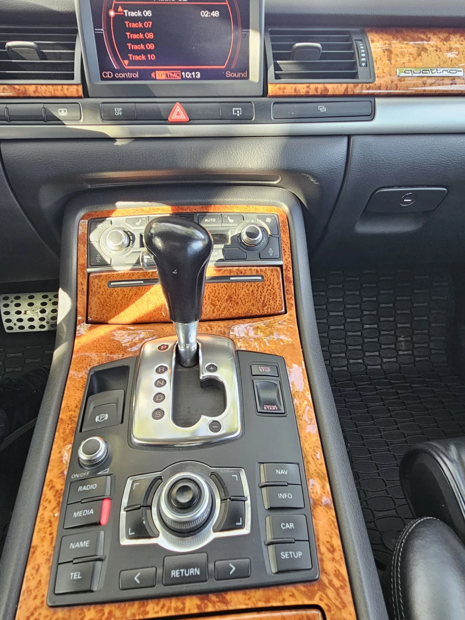 Audi A8 3.2 FSI Бартер - изображение 9