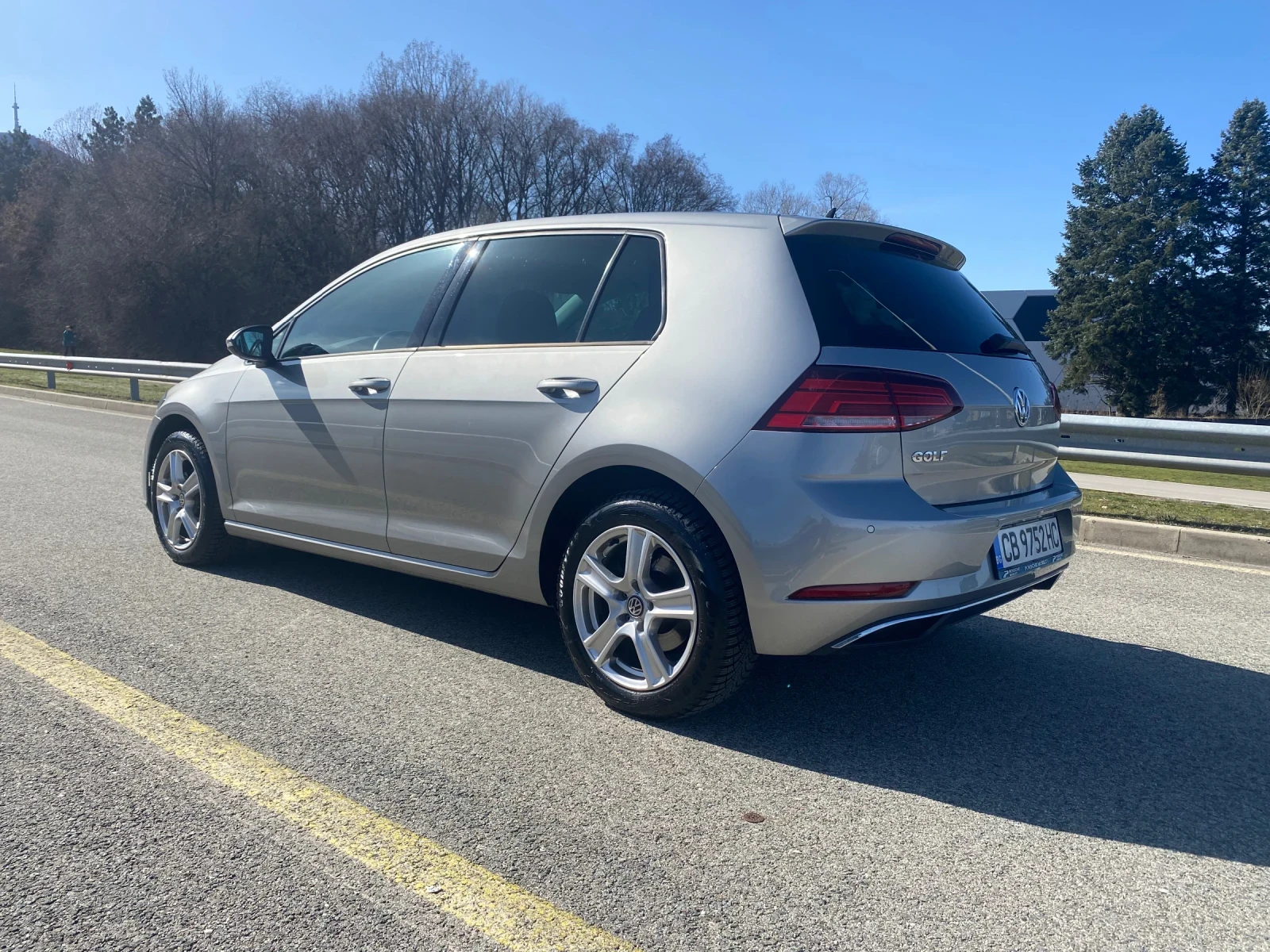 VW Golf, снимка 3 - Автомобили и джипове - 53788332