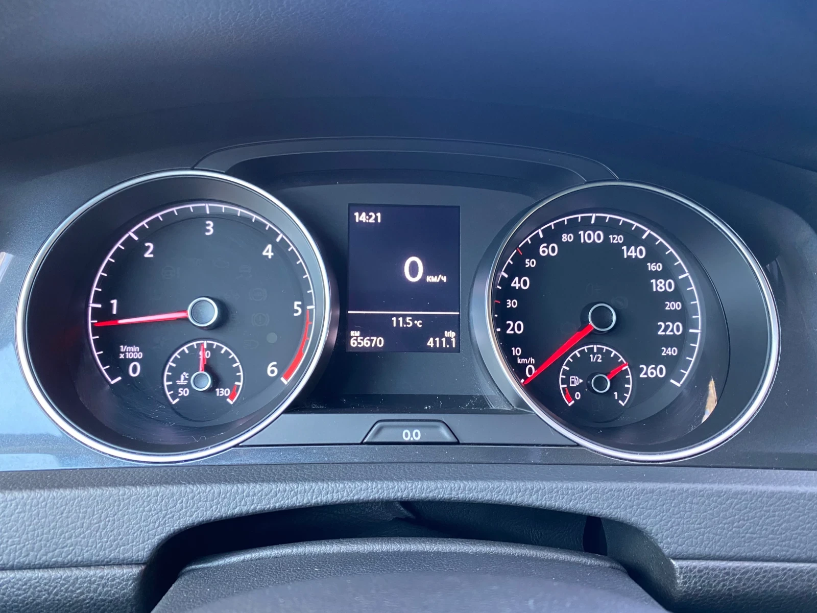 VW Golf, снимка 11 - Автомобили и джипове - 53788332