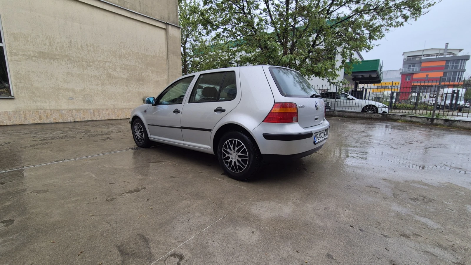 VW Golf, снимка 5 - Автомобили и джипове - 54477104