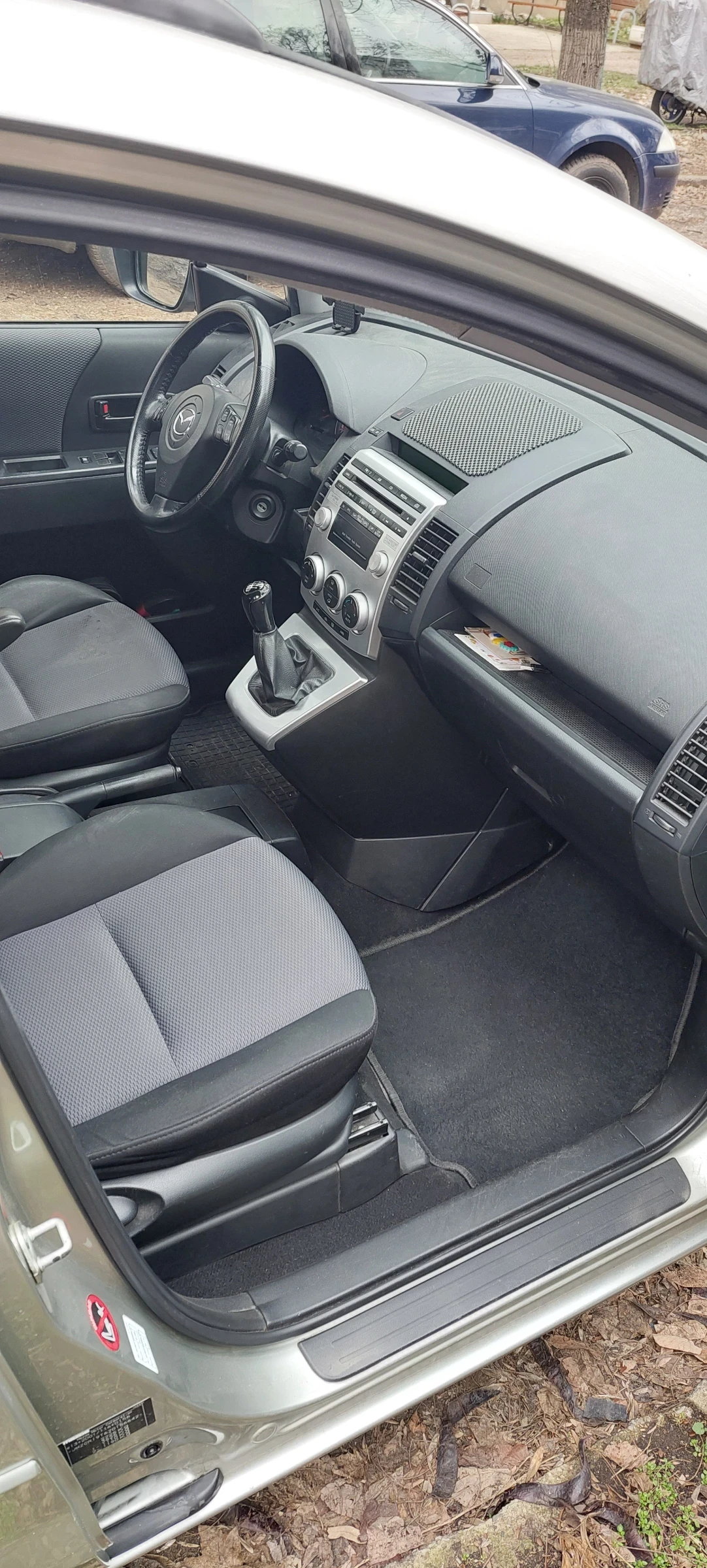 Mazda 5, снимка 7 - Автомобили и джипове - 54985277