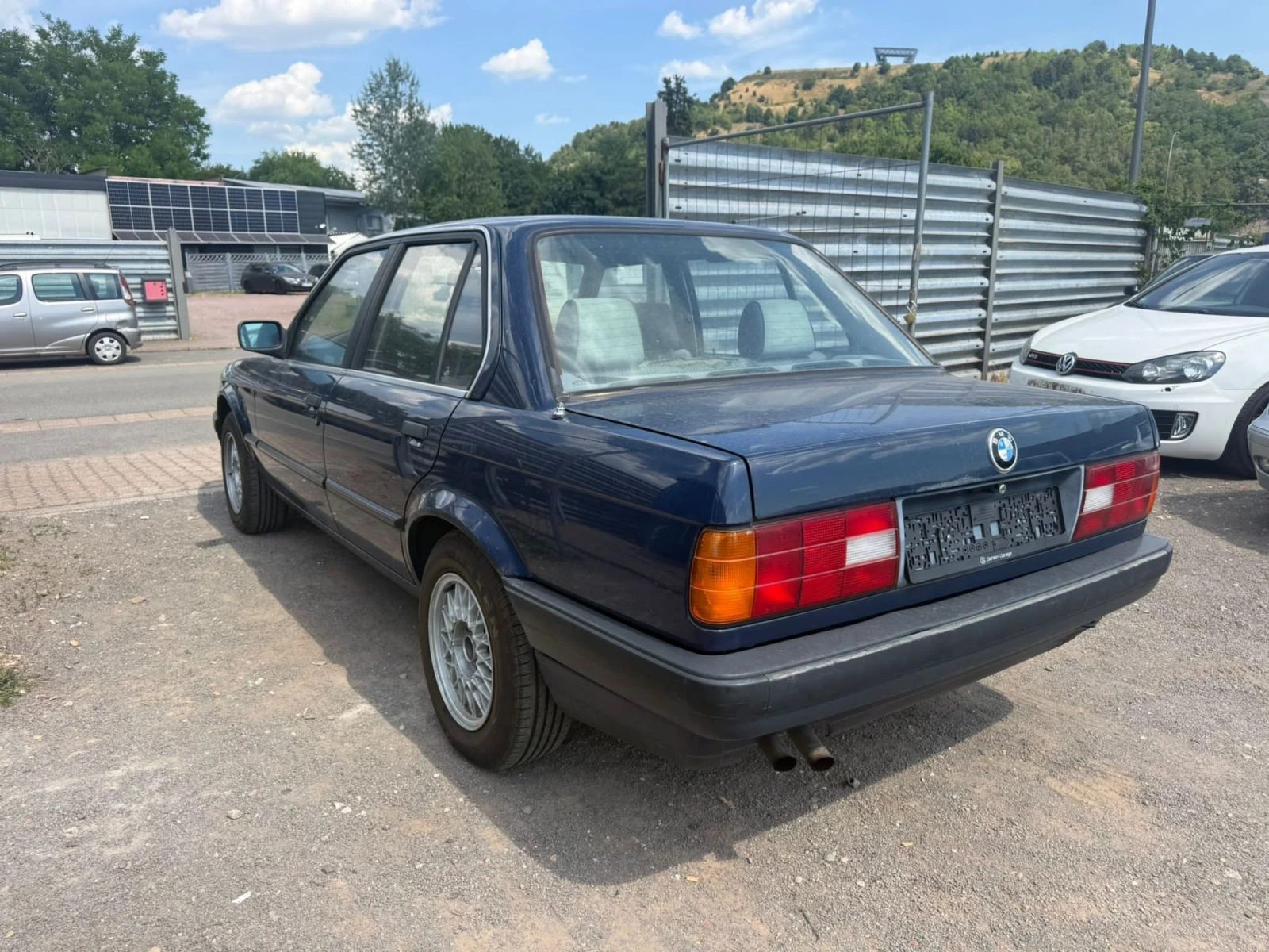 BMW 320, снимка 4 - Автомобили и джипове - 55200783