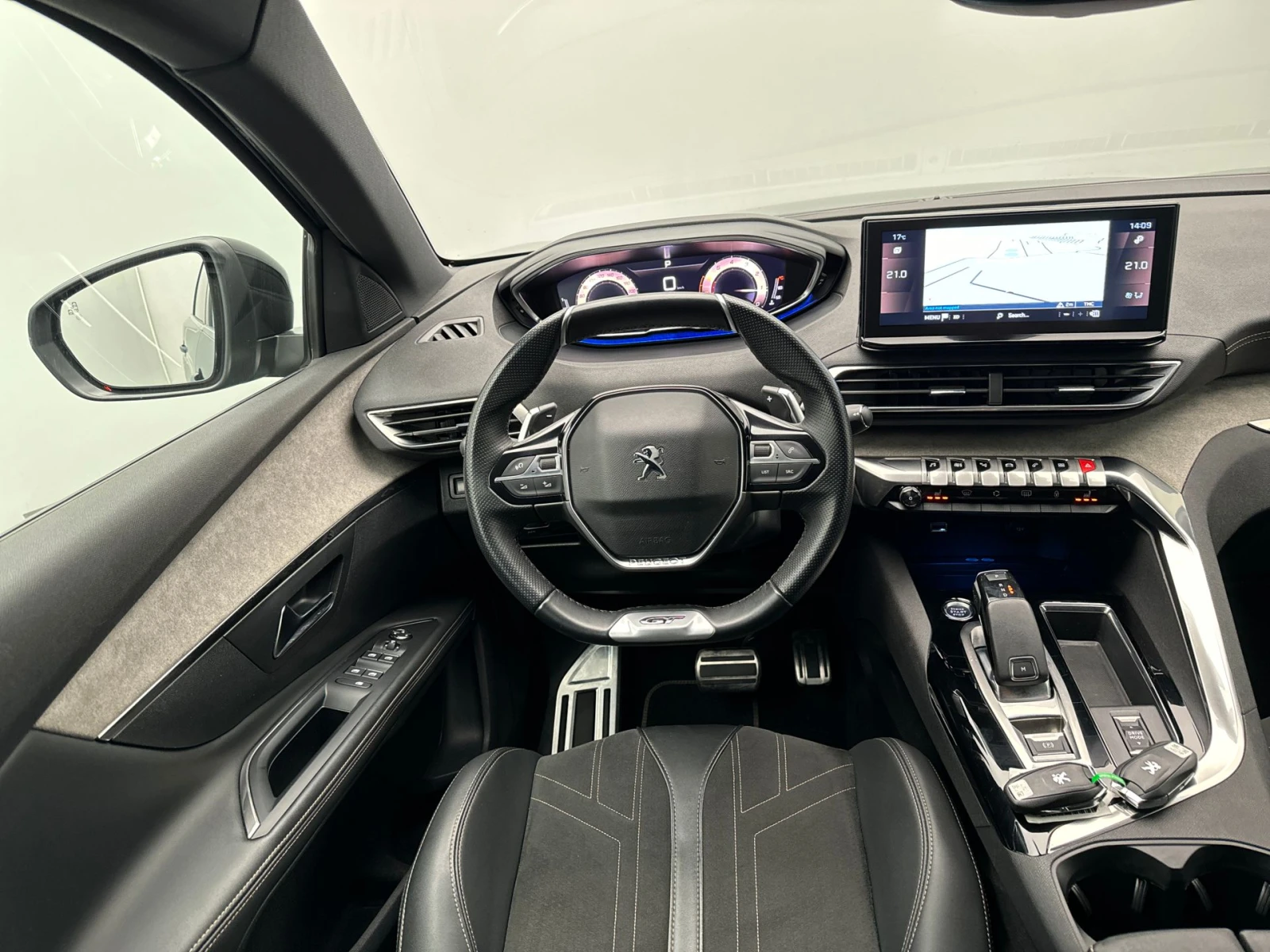Peugeot 5008 1.2i GT, снимка 7 - Автомобили и джипове - 55459401