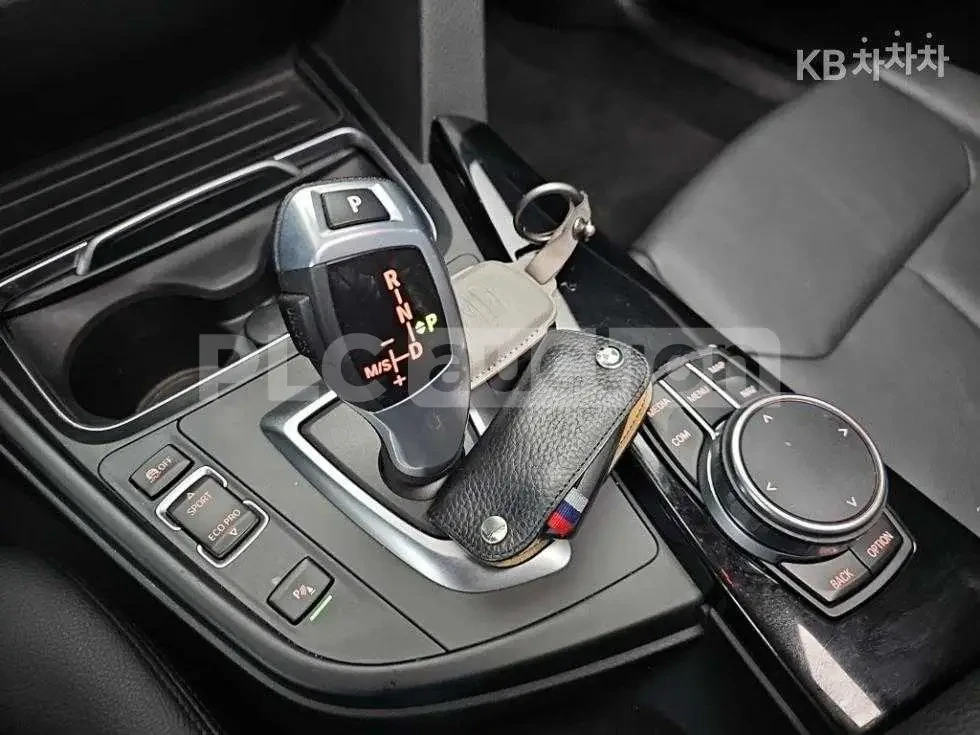 BMW 520 БЕЗПЛАТНА ПРОВЕРКА / ЦЕНА ДО БЪЛГАРИЯ, снимка 10 - Автомобили и джипове - 55500998