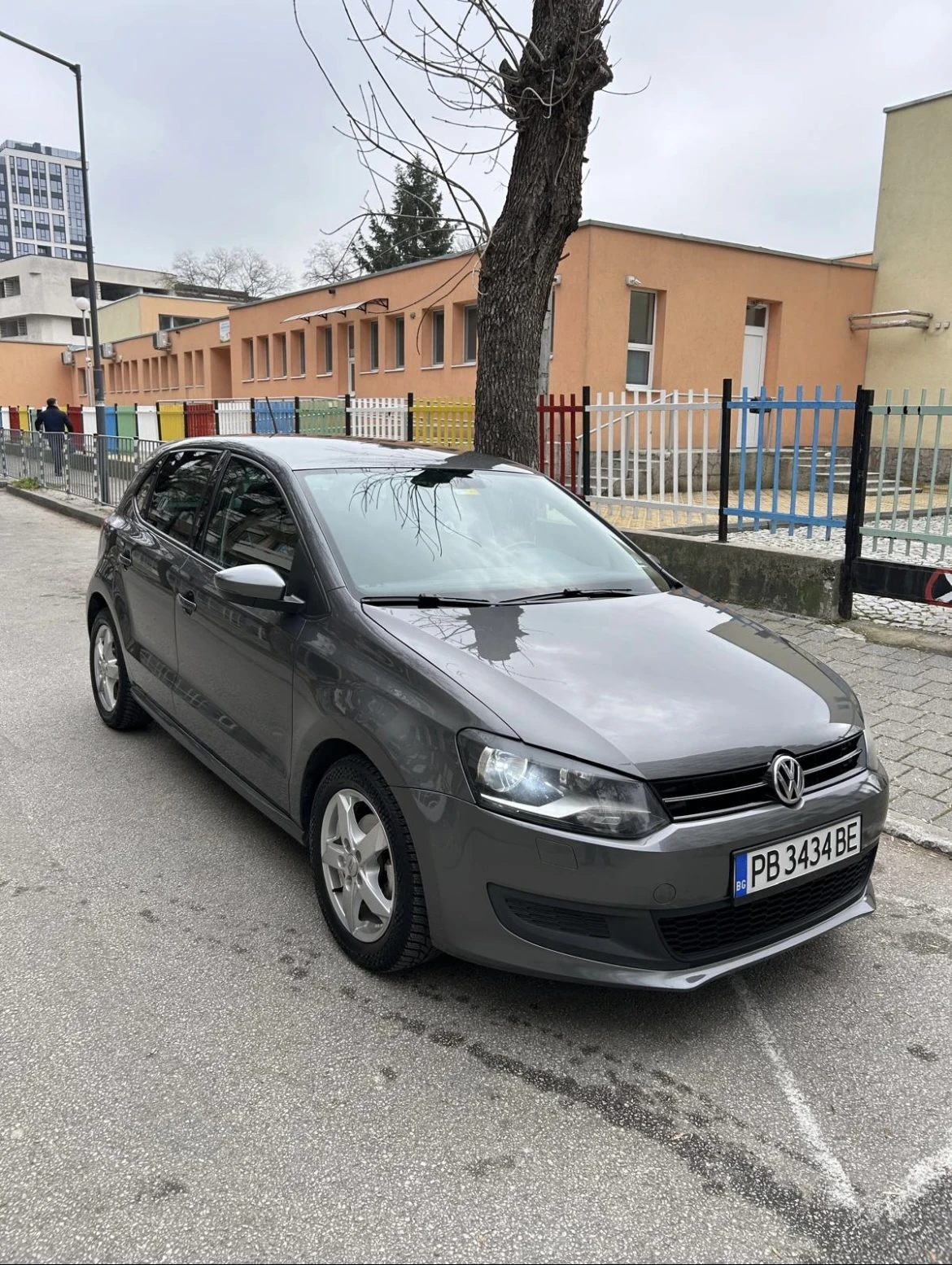 VW Polo Гаражен автомобил