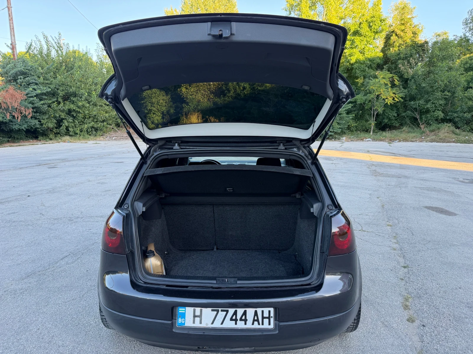 VW Golf 1.9 TDI 105kc, снимка 7 - Автомобили и джипове - 56010613