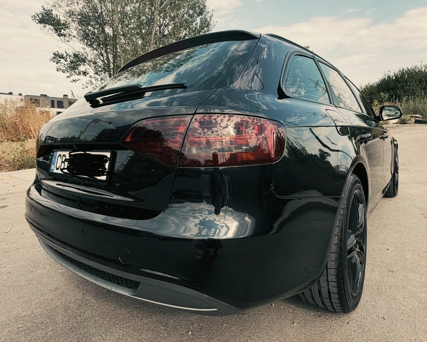 Audi A4 2.0 TDI Avant, снимка 5 - Автомобили и джипове - 56044903