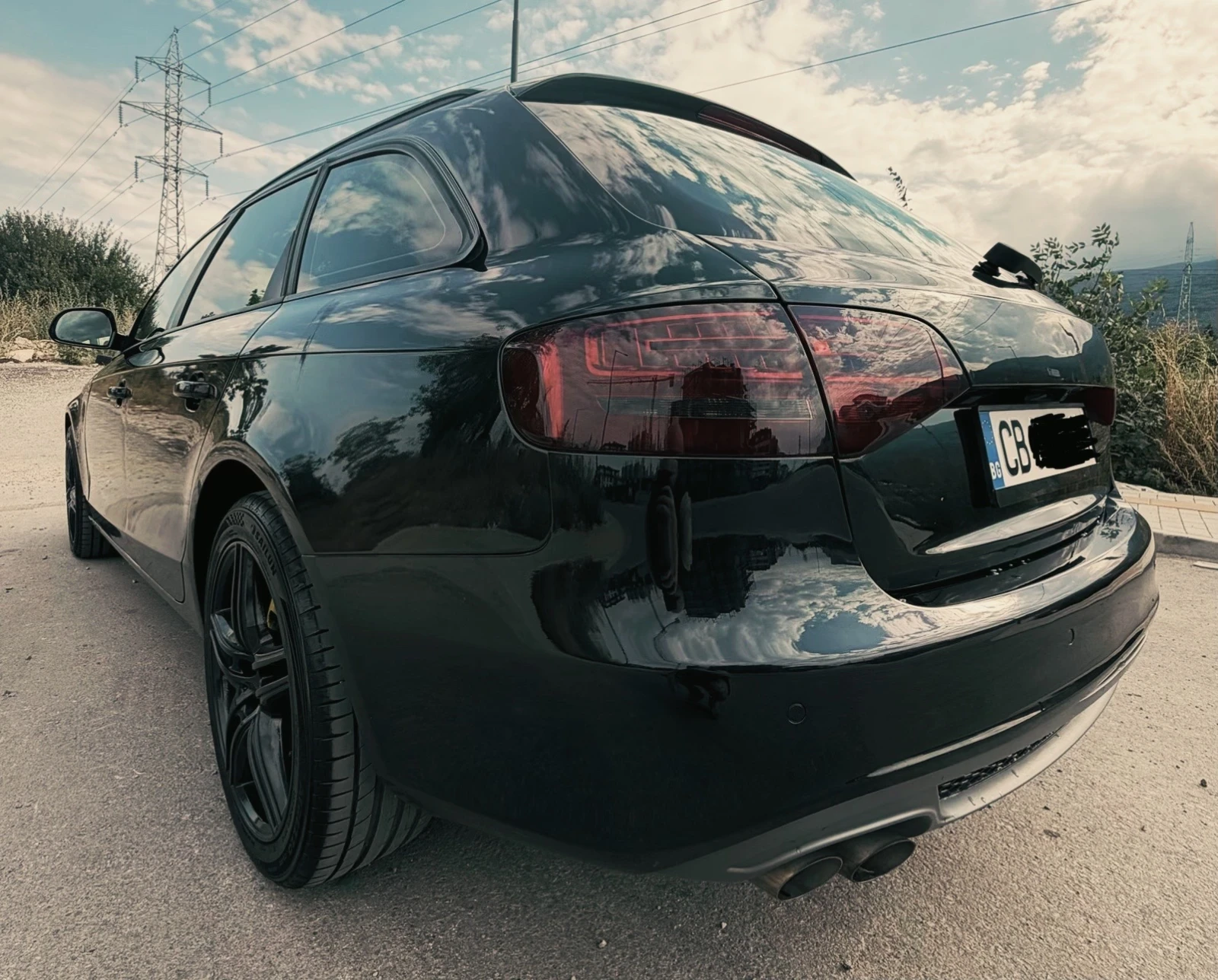 Audi A4 2.0 TDI Avant, снимка 4 - Автомобили и джипове - 56044903