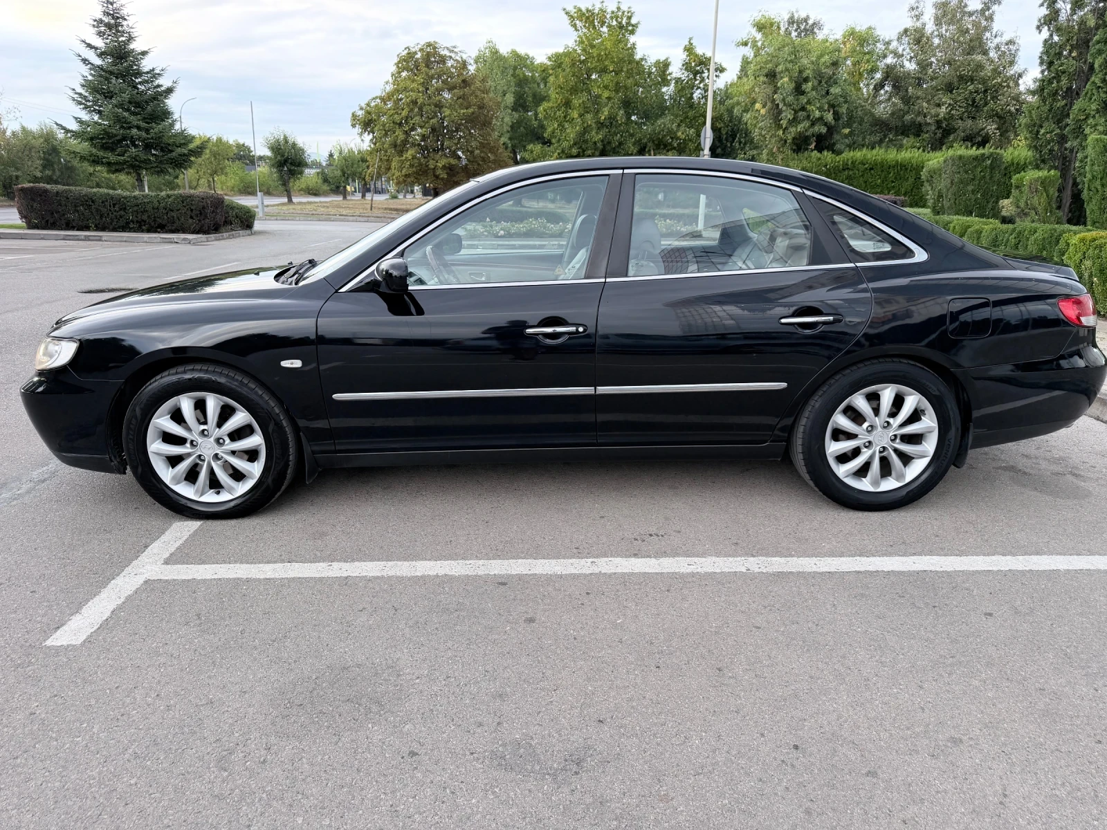 Hyundai Grandeur, снимка 6 - Автомобили и джипове - 56108256