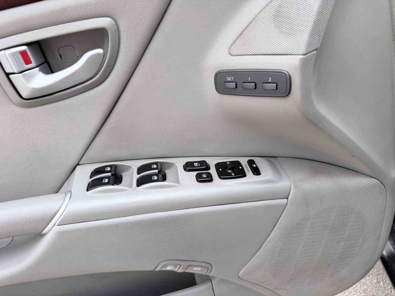 Hyundai Grandeur, снимка 11 - Автомобили и джипове - 56108256