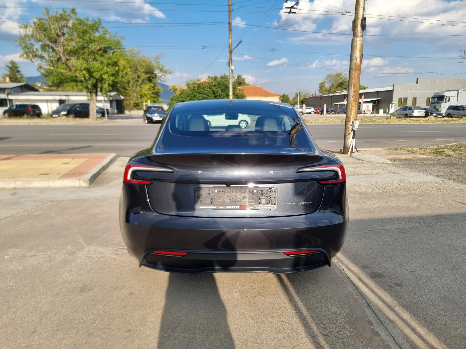 Tesla Model 3 12000km, снимка 6 - Автомобили и джипове - 56166879