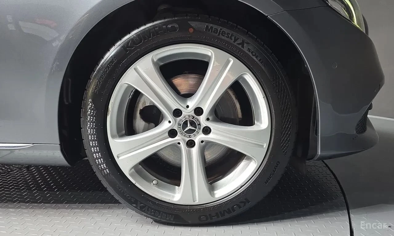 Mercedes-Benz E 200 | Mobile.bg � ����������� 4