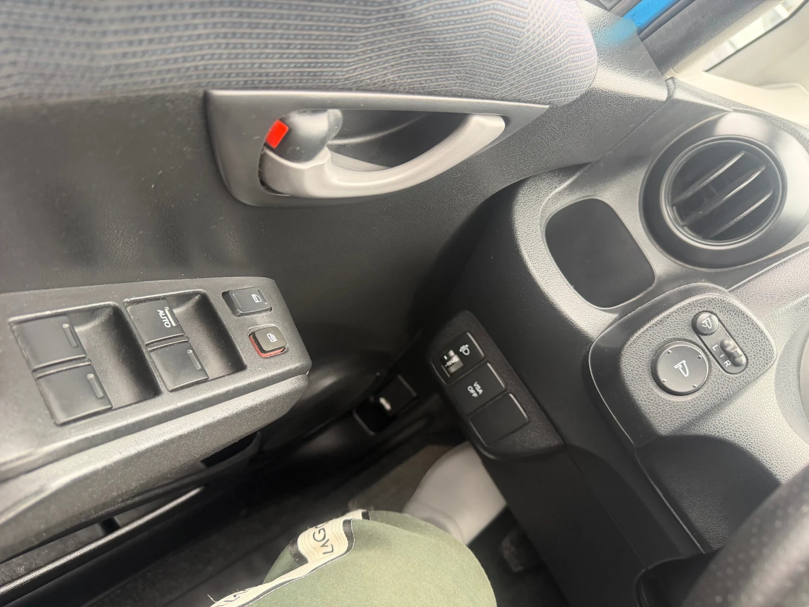 Honda Jazz 1.4 i vsichko plateno | Mobile.bg � ����������� 12