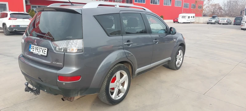 Mitsubishi Outlander Газ/бензин, снимка 4 - Автомобили и джипове - 48152108