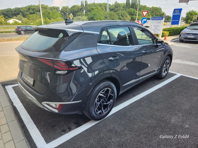 Kia Sportage 1.6 MHEV 4х4 в гаранция, снимка 14 - Автомобили и джипове - 52517594