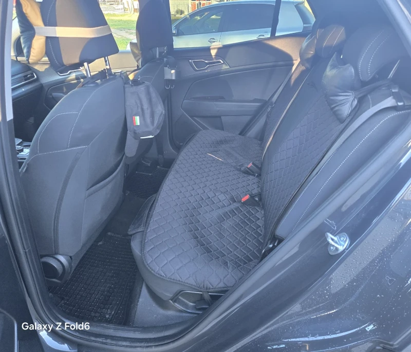 Kia Sportage 1.6 MHEV 4х4 в гаранция, снимка 10 - Автомобили и джипове - 52517594