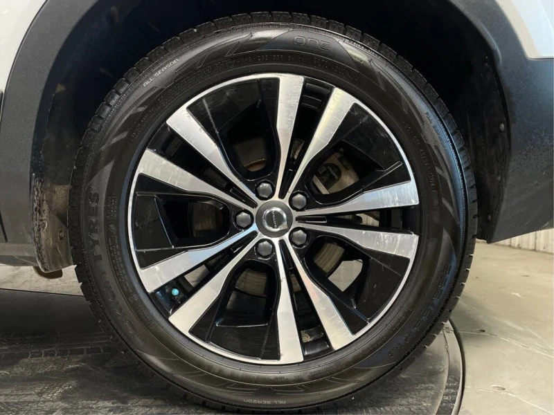 Volvo XC40 T5 R-Design AWD * АвтоКредит* (ЦЕНА ДО БГ), снимка 15 - Автомобили и джипове - 52623307