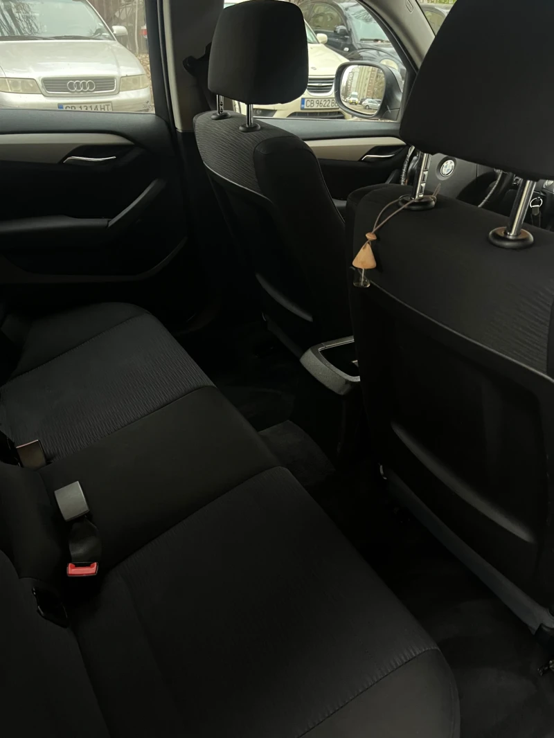 BMW X1, снимка 4 - Автомобили и джипове - 52817437