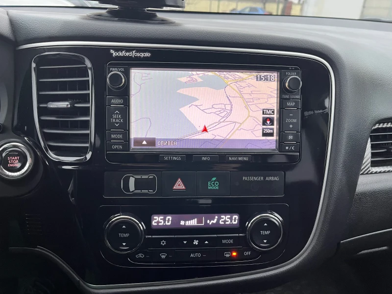 Mitsubishi Outlander 2.2DI-D 4WD, снимка 12 - Автомобили и джипове - 53213237