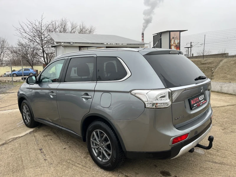 Mitsubishi Outlander 2.2DI-D 4WD, снимка 4 - Автомобили и джипове - 53213237