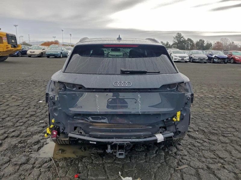 Audi Q8 E-TRON 50 PREMIUM, снимка 5 - Автомобили и джипове - 53524035