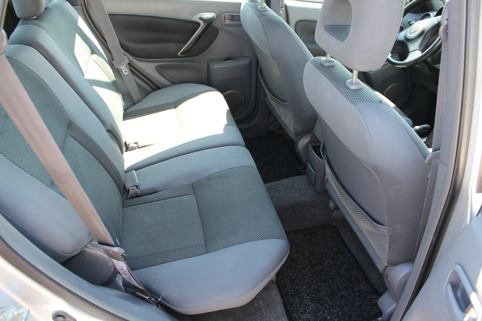 Toyota Rav4 2.0 Д4Д | Mobile.bg — изображение 14