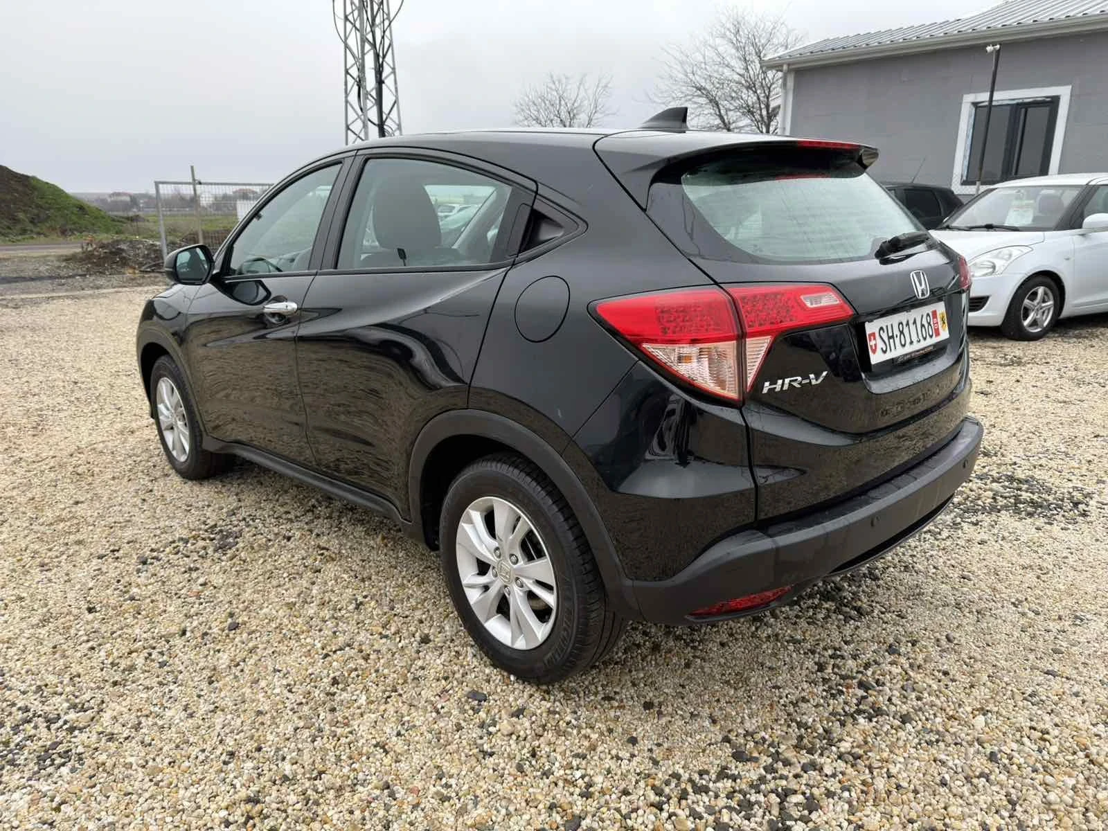 Honda Hr-v 1.5i V-TEC Swiss - изображение 6