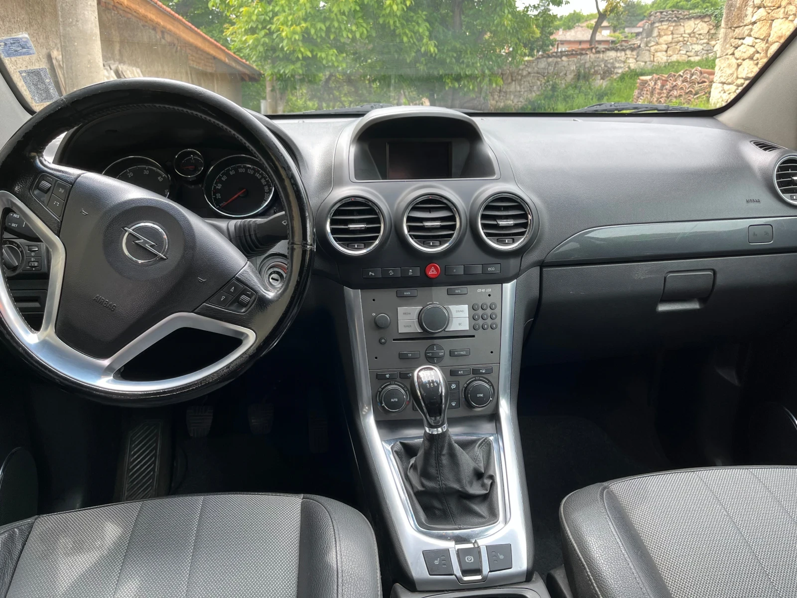 Opel Antara, снимка 6 - Автомобили и джипове - 53731865