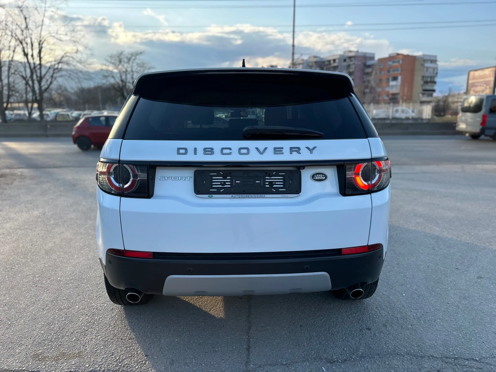 Land Rover Discovery Sport, снимка 6 - Автомобили и джипове - 53735603