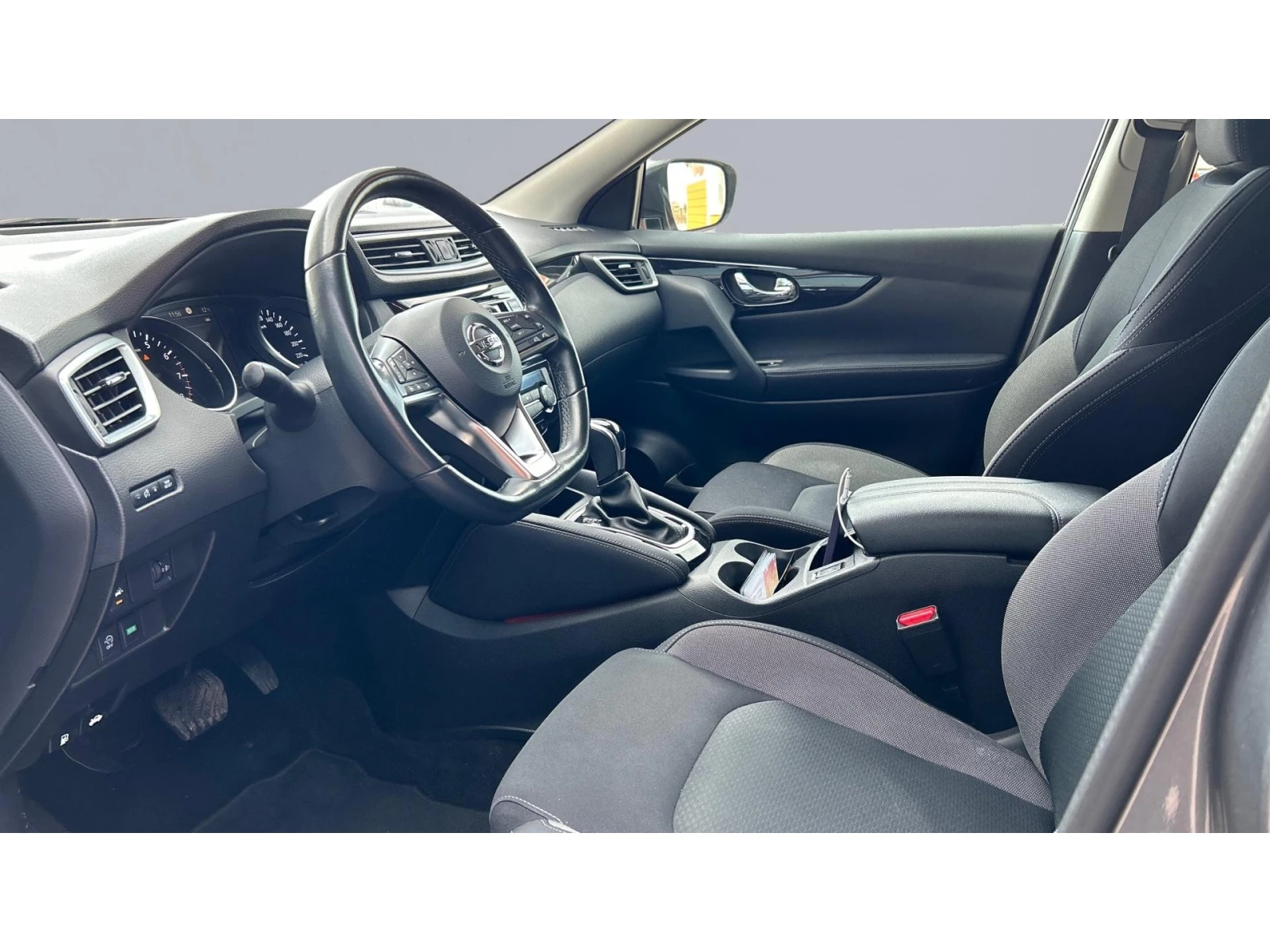 Nissan Qashqai DIG-T N-Connecta, Месечна вноска от 244  , снимка 11 - Автомобили и джипове - 53754465