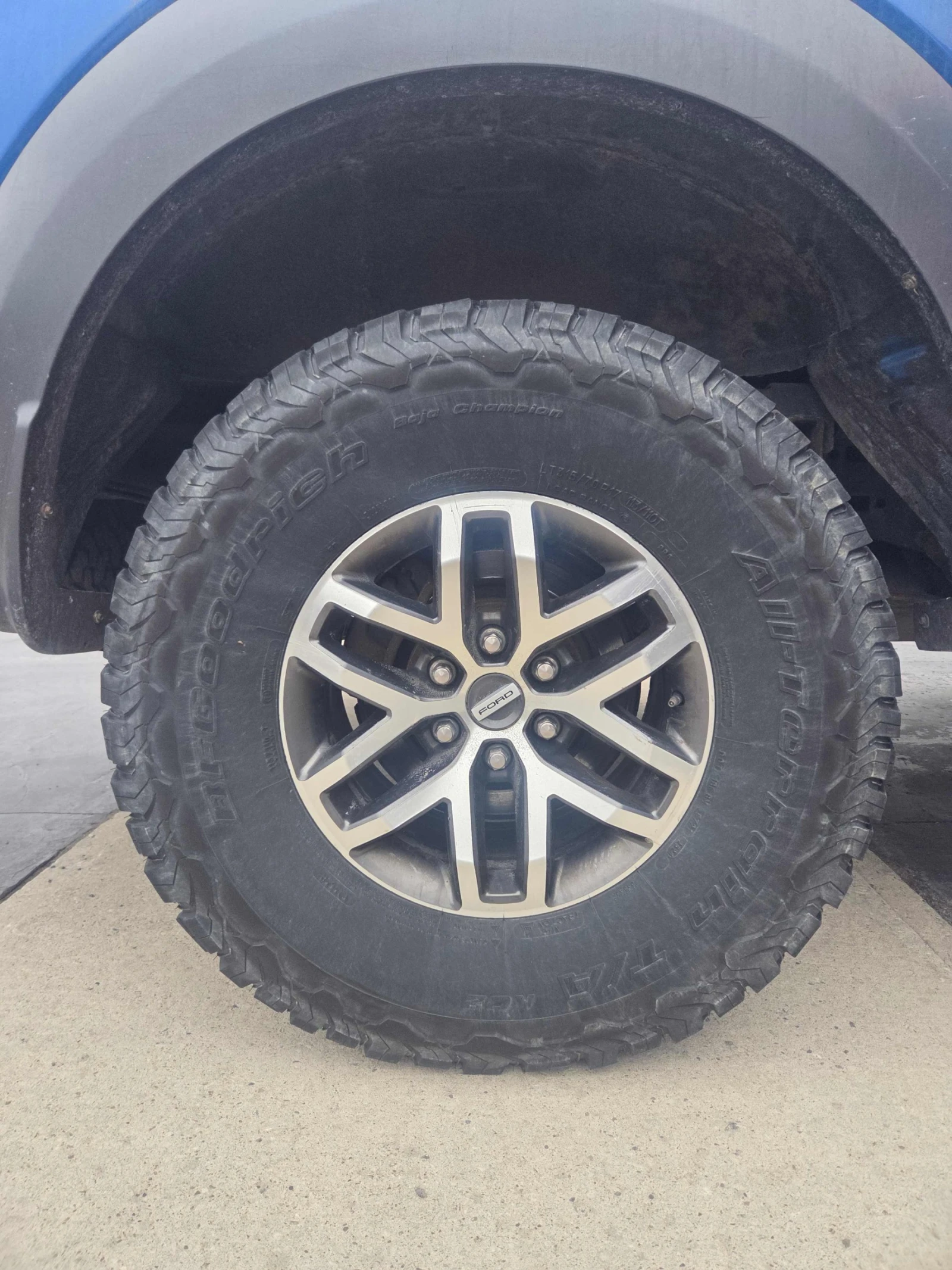 Ford F150 Raptor С РЕГИСТРАЦИЯ & АВТО КРЕДИТ , снимка 10 - Автомобили и джипове - 54069590