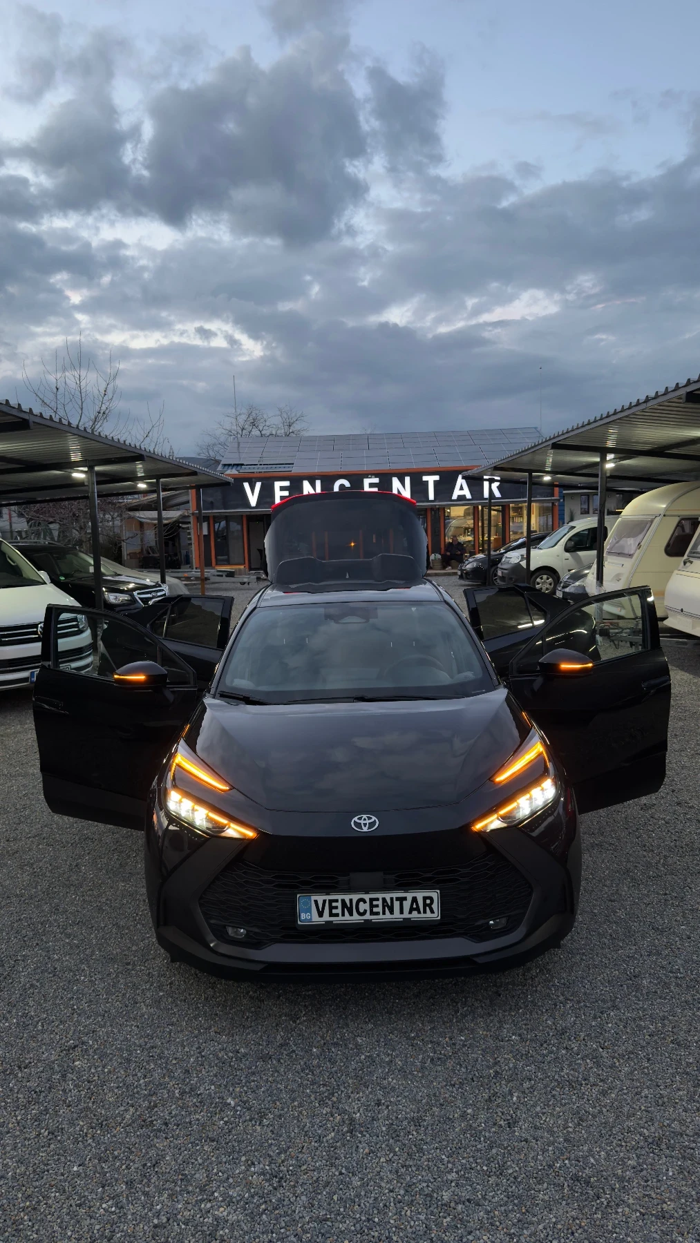 Toyota C-HR HEV, 2.0, 4x4, 1500km. | Mobile.bg � ����������� 14