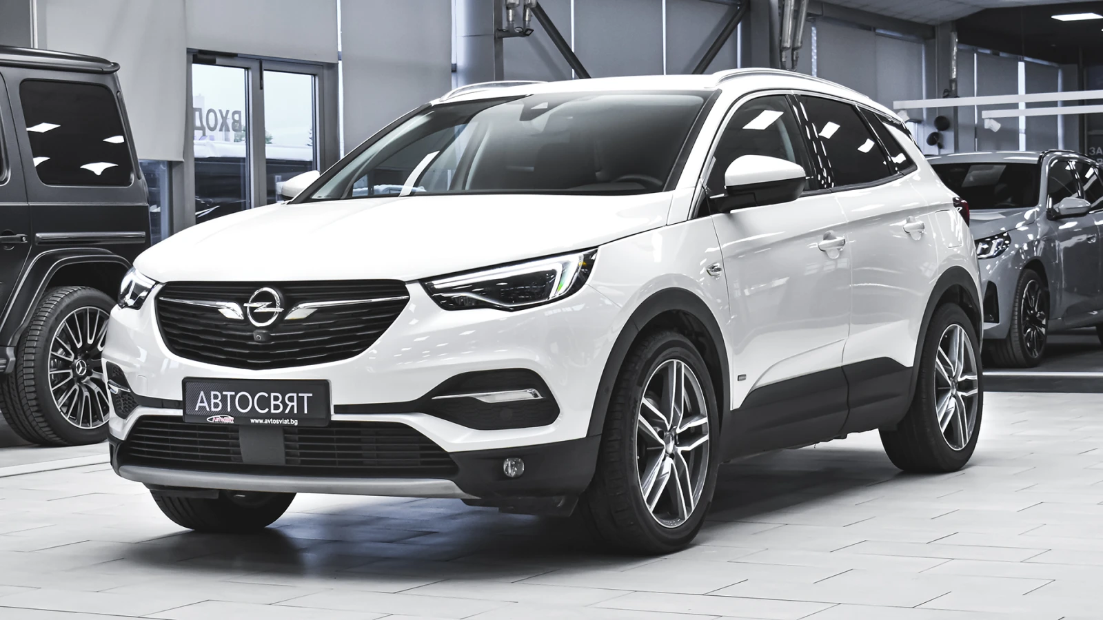 Opel Grandland X 1.6 Turbo Innovation Plug-in Hybrid4 4x4 Automatic, снимка 4 - Автомобили и джипове - 54422959