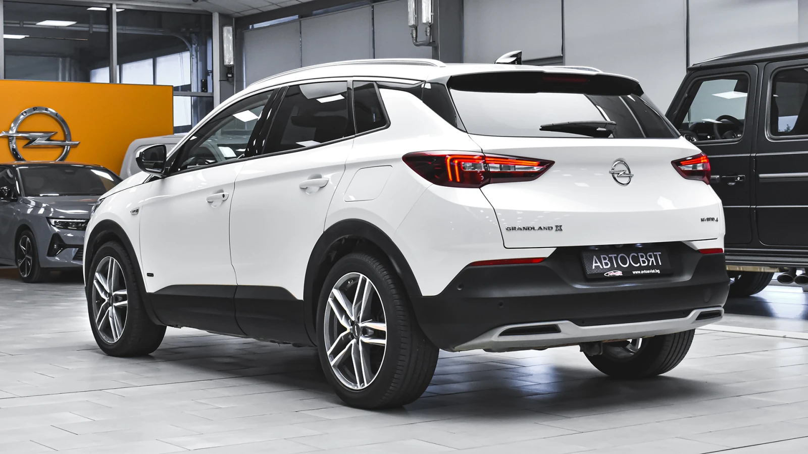 Opel Grandland X 1.6 Turbo Innovation Plug-in Hybrid4 4x4 Automatic, снимка 7 - Автомобили и джипове - 54422959